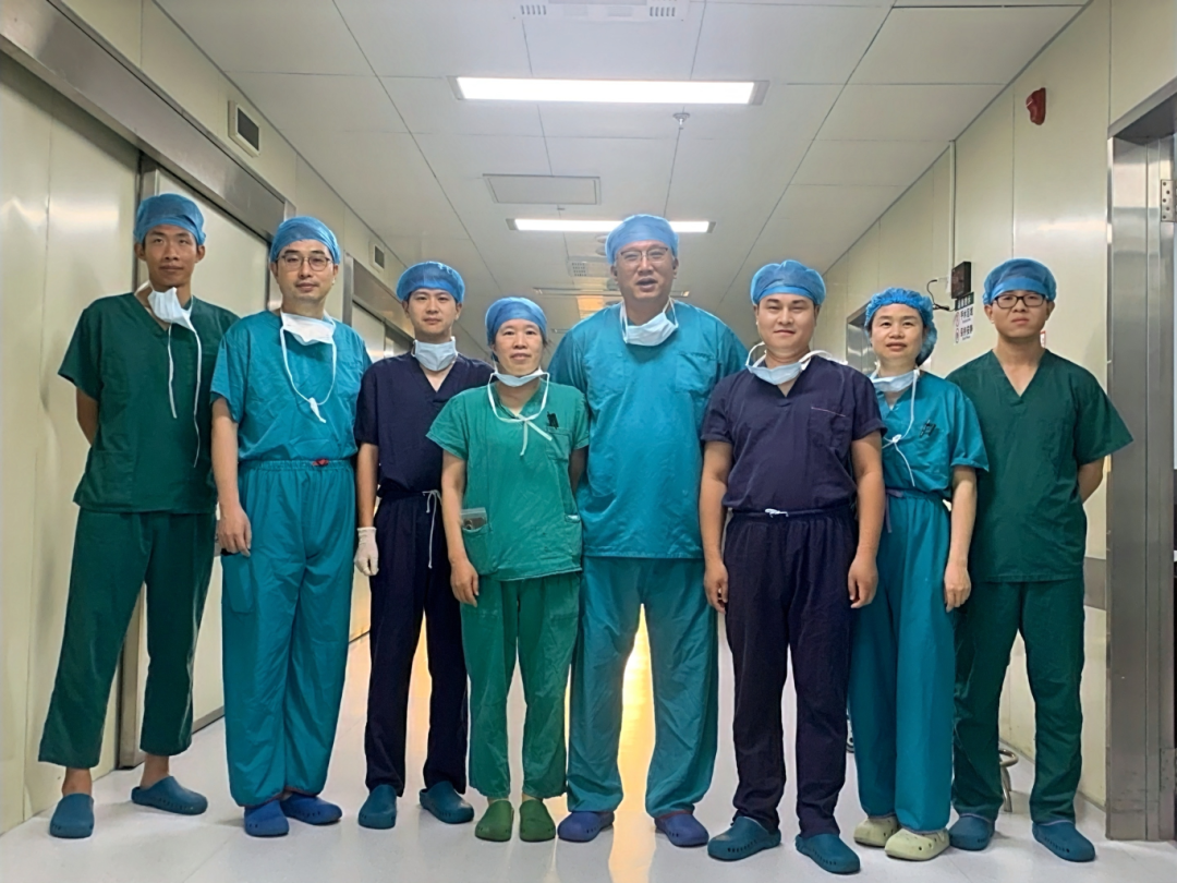 潜江市中心医院成功实施全市首例颈动脉内膜剥脱术，为重度颈动脉狭窄患者拆除“脑梗炸弹”